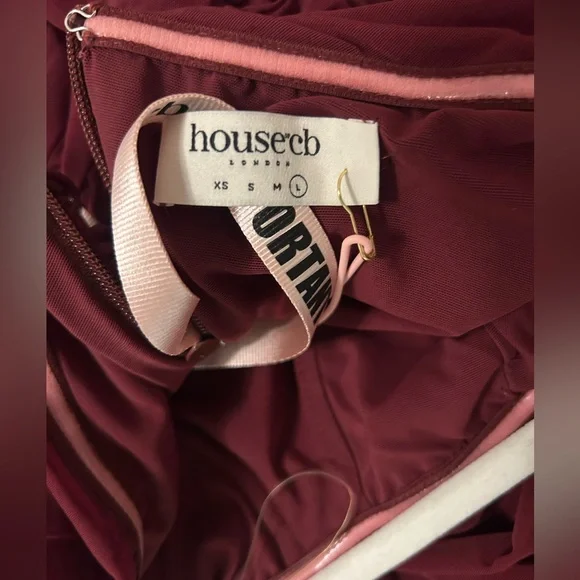 House of CB Sasha Ruched Gown Burgundy L NWT - Picture 8 of 8